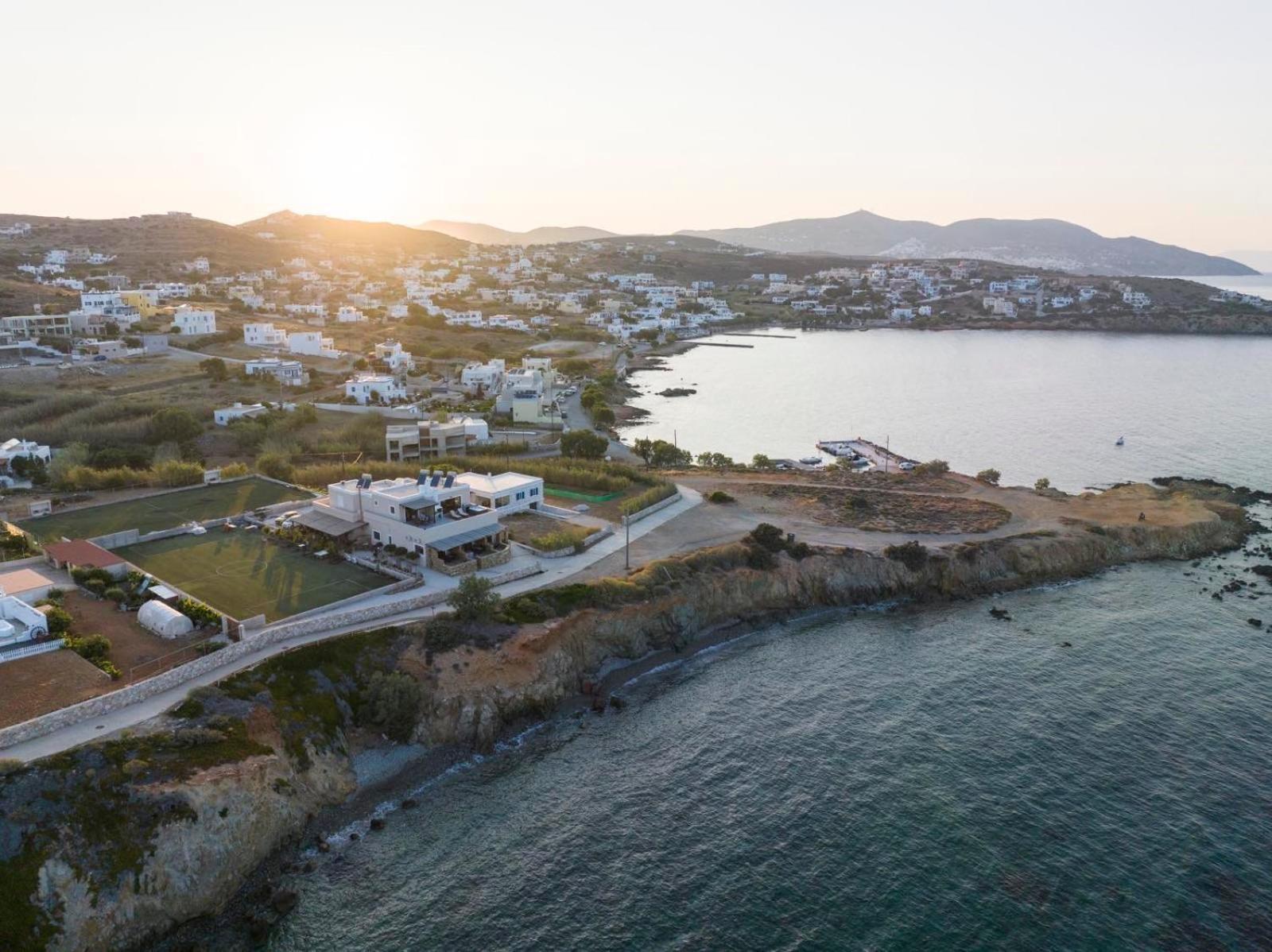 Lalari Beach Suites Vári Exteriér fotografie