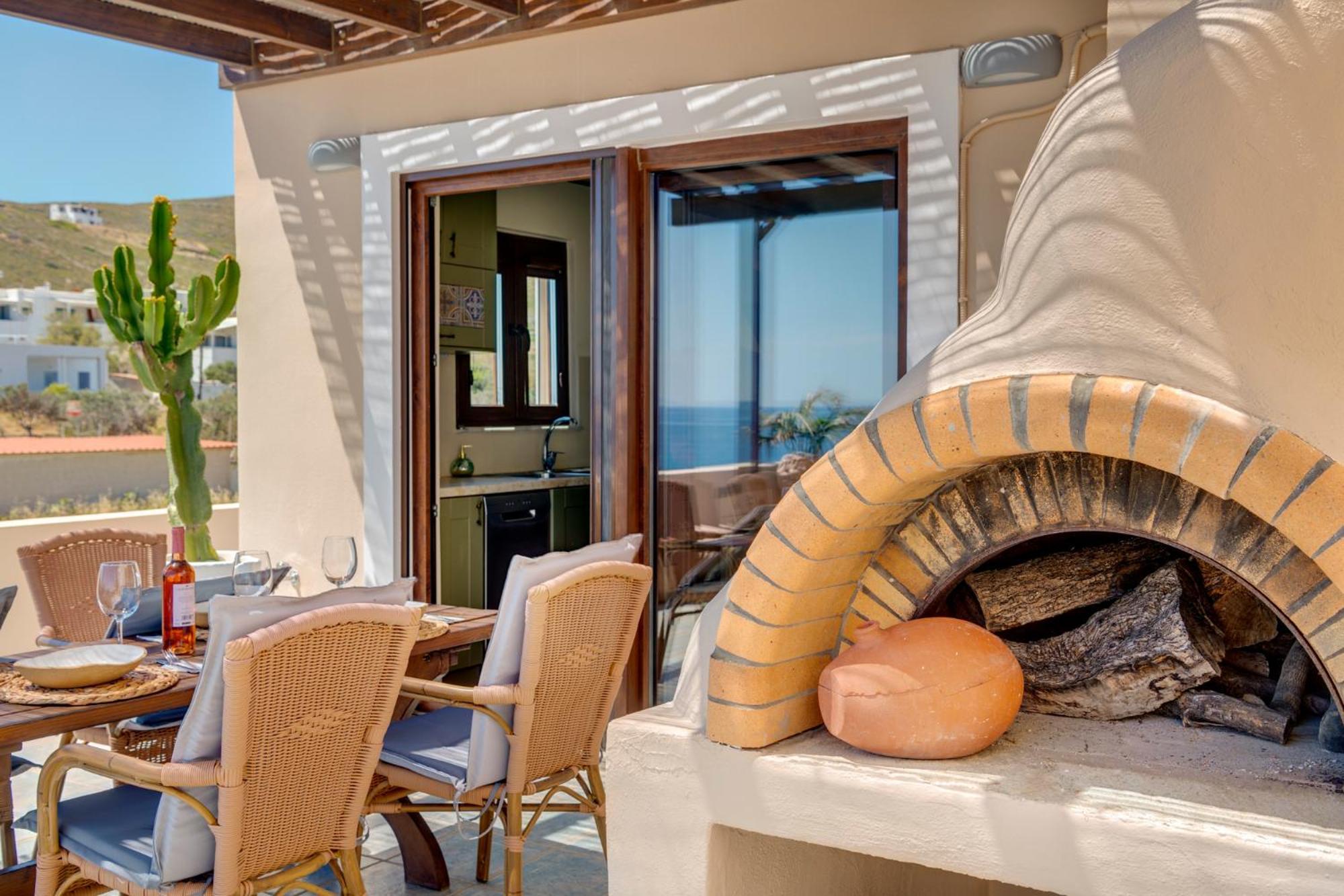 Lalari Beach Suites Vári Exteriér fotografie