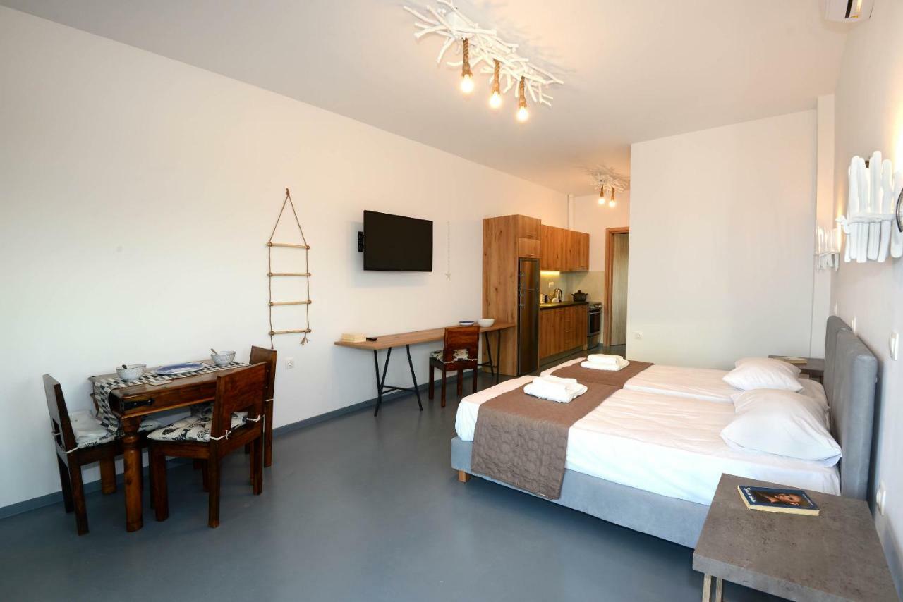 Lalari Beach Suites Vári Exteriér fotografie