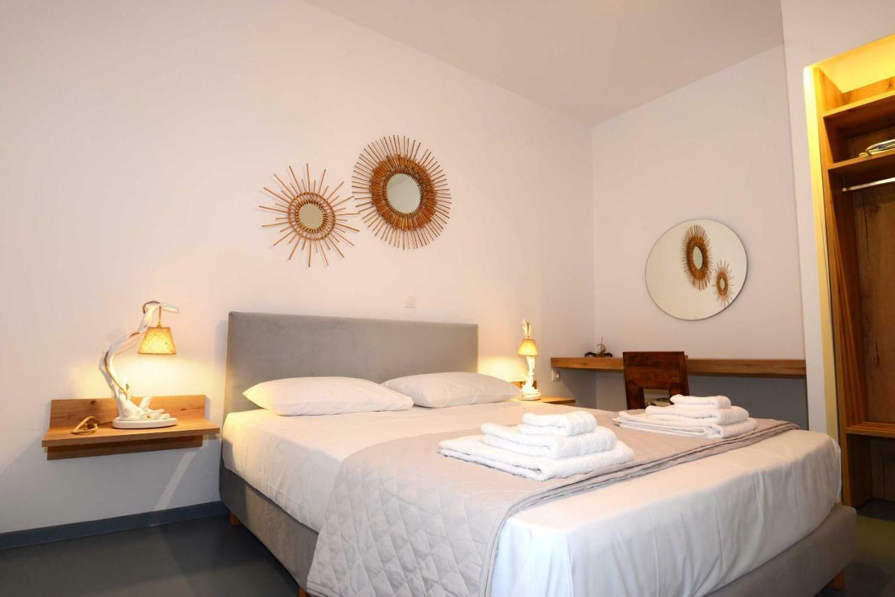 Lalari Beach Suites Vári Exteriér fotografie